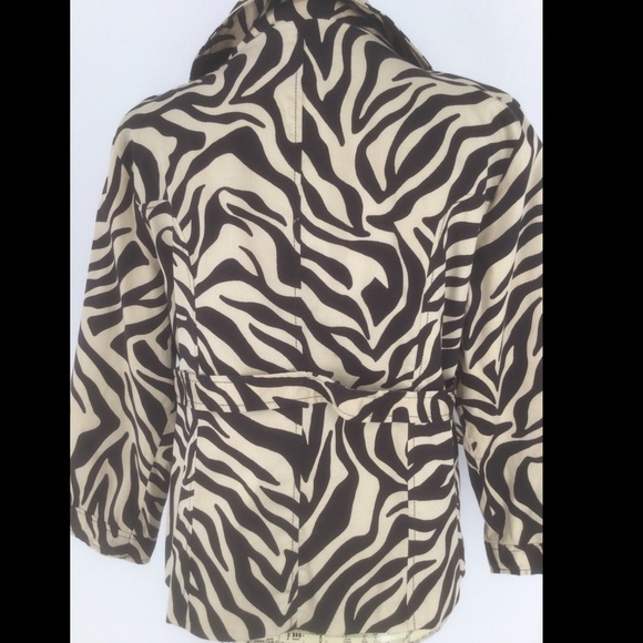 e-col-o-gie XL Zebra Print Jacket - Picture 2 of 10